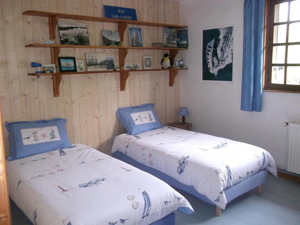 Chez Catherine - Chaumiere Normande Theuville-aux-Maillots ภายนอก รูปภาพ